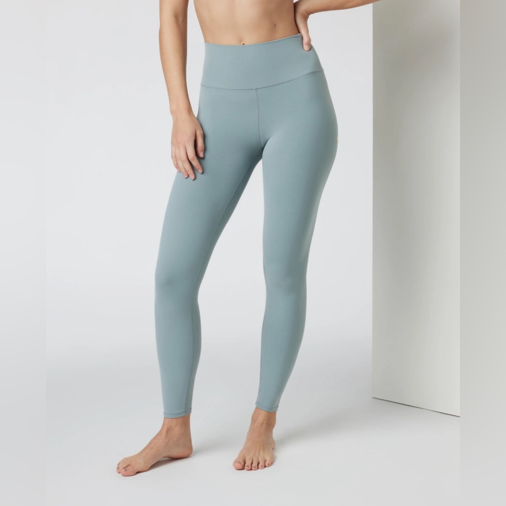 Vuori | Bliss Blend All the Feels Leggings | Ether - Picture 4 of 11
